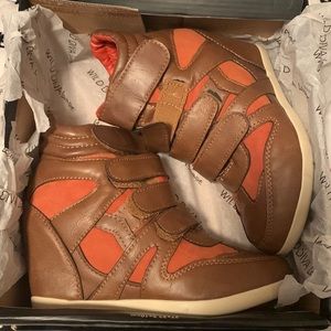 Wild Diva Lounge Bubble Style Ankle Boot Whiskey/Orange Red Suede Velcro Straps